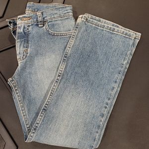 NWOT Wrangler slim jeans size 10, with adjustable waste